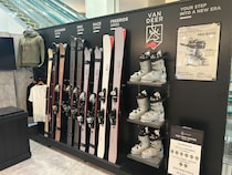 12月13日（土）スタート！北海道で唯一・札幌国際スキー場に「VAN DEER-Red Bull Sports」テストセンターが誕生！