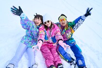 青春時代をもう一度！？POPなウェアでゲレンデを楽しむ「90’ｓレトロスキー旅プラン」今年も登場｜磐梯山温泉ホテル by 星野リゾート