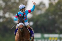 「アーモンドアイ JRA顕彰馬祝賀トークショー・チャリティーオークション」が開催…引退競走馬飼育施設の支援