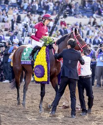 【BCクラシック】フォーエバーヤングが快挙！日本馬初勝利…4角先頭で押し切る