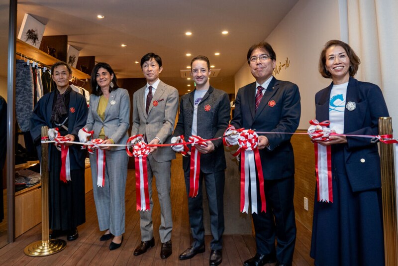 武豊も祝福 ルメールが提案する“競馬の新しい日常”…「CL FASHION & CAFE」誕生