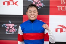 【東京2歳優駿牝馬】アンジュルナが世代女王に名乗り…3馬身差完勝