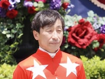 【東京8R】横山典弘騎手3000勝に王手！ペイシャケイプで通算2999勝目を決める