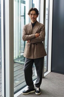 戸﨑圭太騎手インタビュー後編・“ベリベリホース”に次ぐ名言はいつ飛び出す？初の著書『やり抜く力』出版のきっかけになった「騎手人生で一番の乗り味」を振り返る