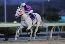 【水沢・赤松杯】ヒロシクンが4馬身差圧勝…高松亮「馬を信じて追い続けた」