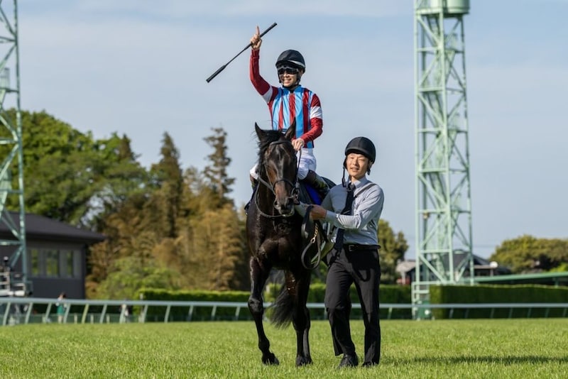 【皐月賞】ロブチェンがまさかの逃げ切りでクラシック初戦V…レコードタイムも樹立