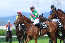 【シドニートロフィー】オークス3着馬タガノアビーがオープン入り…後方一気の末脚炸裂