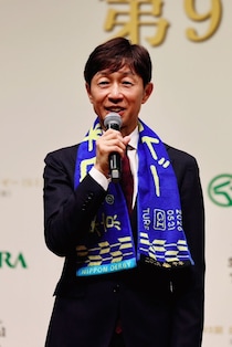 武豊＆竹内涼真、“フラミンゴ談義”でまさかの盛り上がり「夜すごい叫んでるんです」…日本ダービーPR発表会