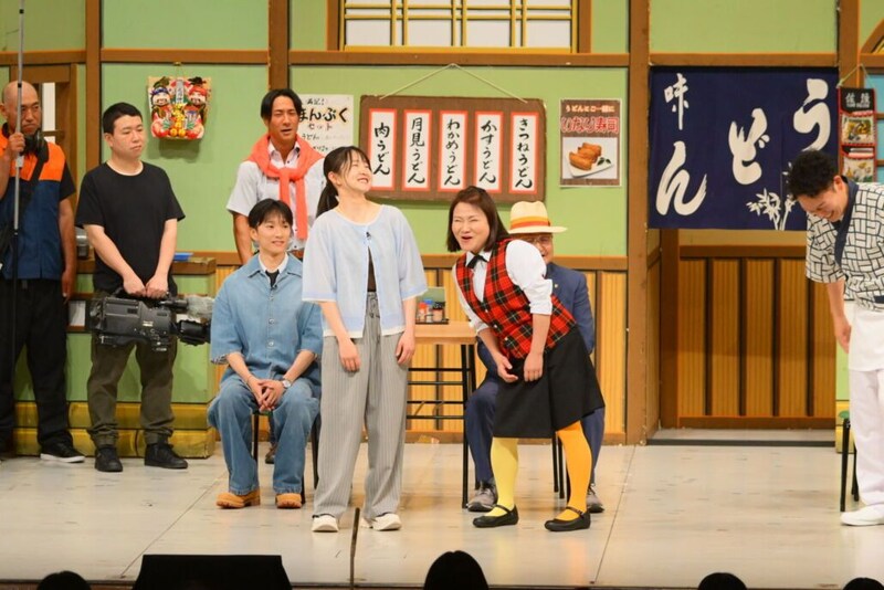 矢作師「競馬という素晴らしいスポーツを少しでも広げたい」…古川奈穂も新喜劇初挑戦を満喫