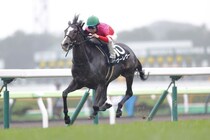 【巴賞】伏兵ヴーレヴーが鮮やかに抜け出す…3馬身半差圧勝で波乱演出