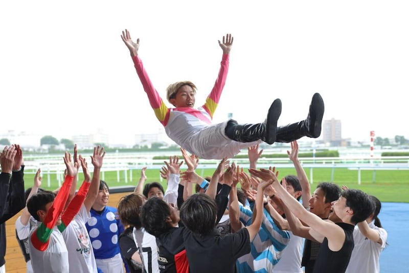 【函館7R】鷲頭虎太騎手、ラスト騎乗は10着…勝利したのはプリンセスアツコ