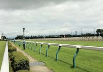 【アイビスSD】2番人気アメリカンステージは伸び切れず5着