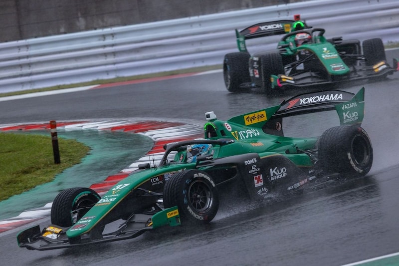 2台の成績格差は過去の話に！　5年ぶりSFチームタイトルも見えてきたトムス。躍進フェネストラズに何が起きているのか