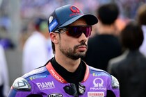 オリベイラ、MotoGP関係継続は実現する？　テストライダー求めるアプリリアが意欲「BMWに聞いてみないと」