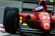 ジャン・アレジ、自身所有のフェラーリF92Aをオークションに出品へ。遅くも美しかった、F1熱狂時代を象徴する1台「再びサーキットに戻ってくることを願う」