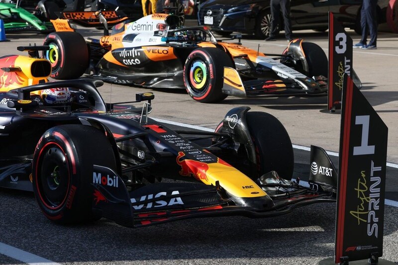 フェルスタッペン、ポール獲得の”キーポイント”。角田も貢献の実験と、チームも驚愕の最終コーナー