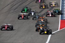 今のF1は「1周目のターン1までのレース」？　ラッセル、戦略の自由度が低い現状を嘆く