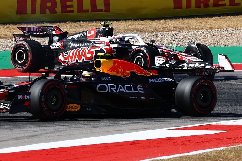 角田裕毅の動きは危険だったと今でも思っている……ベアマン頑な「ほとんどの人が、僕が目にしたモノを見てないだろ？」