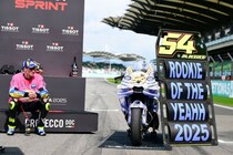 【MotoGP】アルデゲル、タイヤ内圧違反のペナルティで3位剥奪。タイム加算受け7位に……アコスタが繰り上がり｜マレーシアGPスプリント