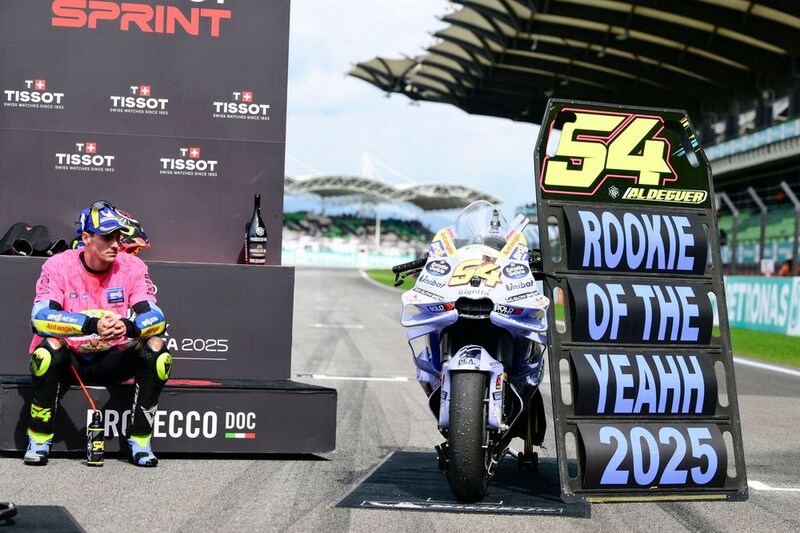 【MotoGP】アルデゲル、タイヤ内圧違反のペナルティで3位剥奪。タイム加算受け7位に……アコスタが繰り上がり｜マレーシアGPスプリント