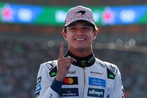 ノリス、完勝で久々ポイントリーダー復帰！　ブーイングも気にせず「本当に素晴らしい勝利だ」