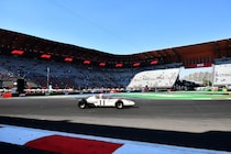 角田裕毅がRA272でデモ走行。ホンダF1初優勝から60年を記念……三部敏宏社長「今後もホンダは、皆さんに感動をお届けする」