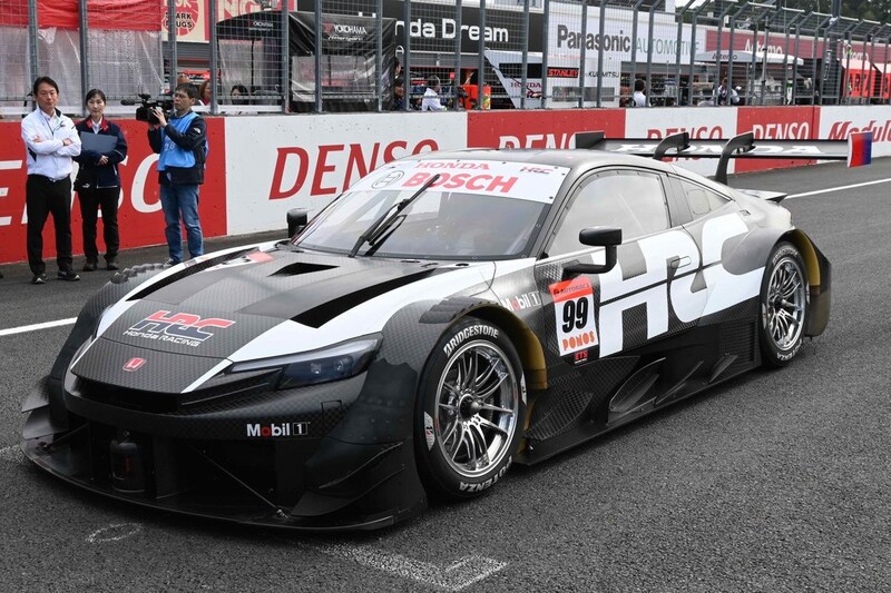 プレリュードGT、大観衆の前で駆ける。スーパーGT最終戦でデモランを実施……ステアリングを握ったのは牧野任祐