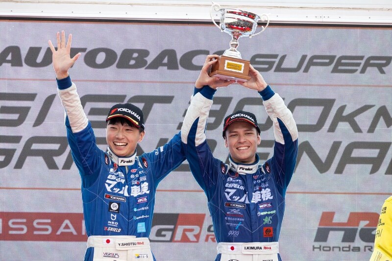 【スーパーGT最終戦】マッハ号の塩津＆木村、鈴鹿での雪辱を果たす。タイヤ無交換でもてぎの最終戦を制覇「ちゃんと表彰台に乗れて良かった。ふたりで嬉し泣き」