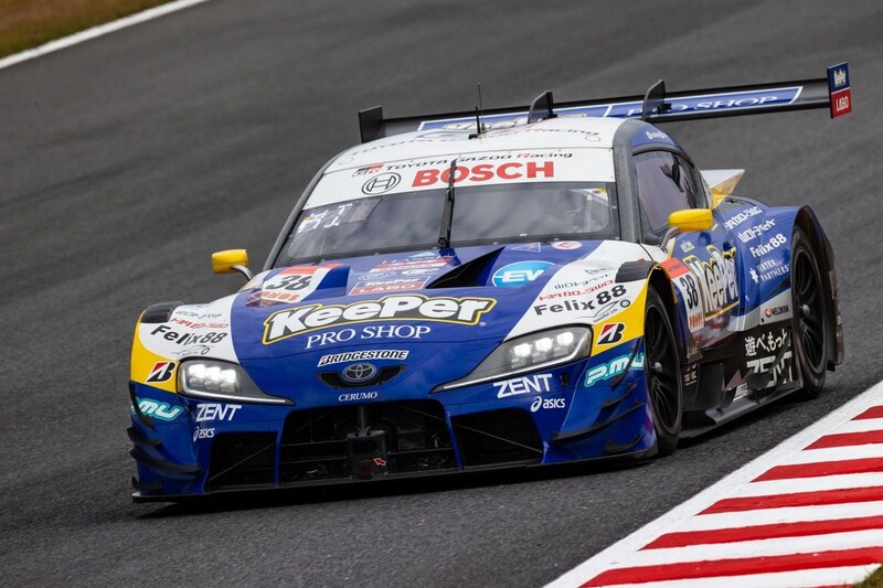 王者になってGT500引退……とはならず。しかしKeePer CERUMO石浦宏明は笑顔。相方大湯が痛恨コースオフも「気持ちが嬉しかった」