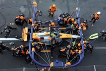 F1は2回のピットストップを義務付けるべきなのか？　考えなければいけないいくつかの要素……ピレリ「今あるモノを無駄に損なうわけにはいかない」