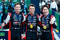 トヨタ、小林可夢偉のアタックで7号車が今季初のポールポジション獲得。8号車も2番手｜WECバーレーン8時間