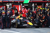 F1の2ピットストップ義務化は合意に至らず。戦略の多様性求める試みは「2026年シーズンも続けられる」