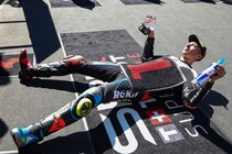 「印象と違って良い奴」「熱心で謙虚だ」新人ラズガットリオグル、早くもMotoGP仲間の心つかむ