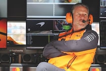 マクラーレン、タイトル争い最後までアプローチ変えず「感情によって脱線させるわけにはいかない」