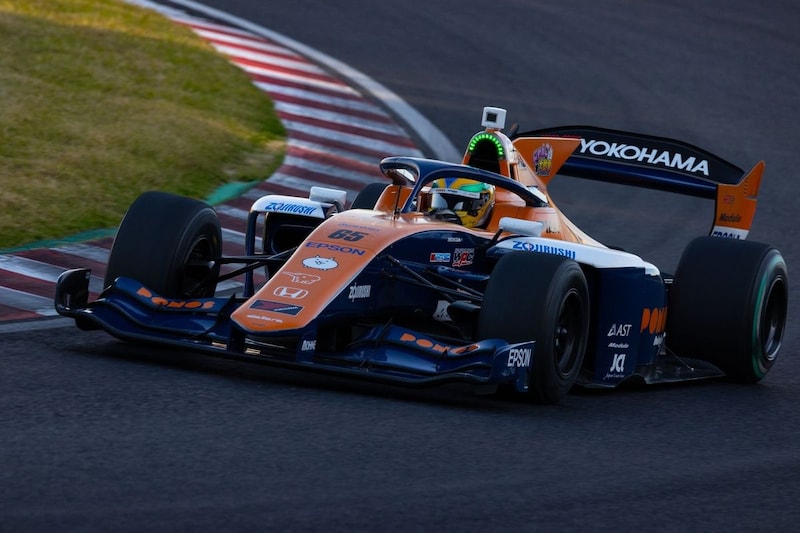 “3強時代”のSFに風穴あけたNAKAJIMA RACING。初優勝フラガは「ガスリーやバンドーンと肩を並べる力がある」と伊沢監督