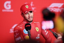 天気が良いね……またも沈んだハミルトンから滲む諦め。メディアの質問にはたった”4単語”で返答