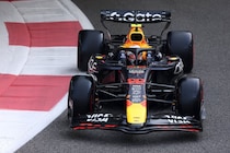 F1アブダビGP FP3速報｜角田裕毅はまたしても受難。ピットレーンでアントネッリに突っ込まれ、アタックできず最下位20番手。最速はラッセル