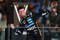 念願のF1タイトル獲得に、ランド・ノリス感激「本当に長い道のりだったけど、チームのみんなを祝福したい」