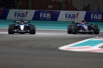 年間5位に躍進ウイリアムズ、新加入のサインツJr.が大いに役立つ！　切磋琢磨できる相手にアルボンありがたみ