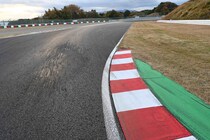 ドゥーハンが3日連続で餌食に……鈴鹿サーキットのデグナーはなぜ難所なのか？　スーパーフォーミュラテスト参加ドライバーが解説