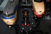 好きが高じて大盛況のイベントに！　京都鉄道博物館とHRCの担当者に、「レーシング＆レールウェイ ヒストリー」について訊く……次なる開催もあるか？