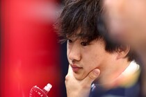 【海外F1記者の視点：角田裕毅の2025年の評価】得るモノも多かったが、失うモノが大きすぎた……レッドブル昇格という”毒杯”