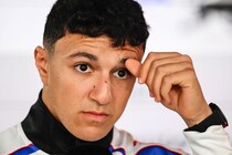 ハジャー、レッドブルと契約のウワサを否定も「来年なら、セカンドカー問題は起きない」と前向き