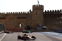 ノリスが唯一の1分42秒台で絶好の滑り出し。角田裕毅6番手でフェルスタッペン上回る｜F1アゼルバイジャンGP FP1