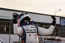 ドラマのような逆転劇演じた“フェルステッペン”。名取鉄平、初優勝で喜び爆発も最終周のトップ浮上時は「あまり何も考えていなかった」