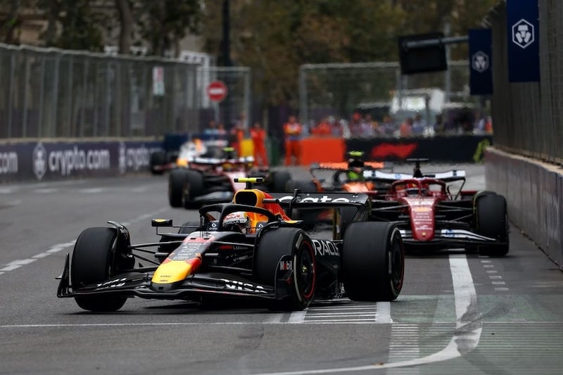 レッドブル代表、昇格後ベストの週末過ごした角田裕毅を称賛「彼は決して努力を怠ったことはない」