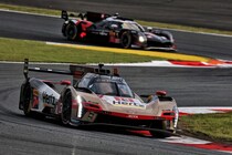 驚速のキャデラックが1-2。12号車リンが2年連続ポール。トヨタは8号車が8番手。LMGT3ではバリチェロ息子が躍動｜WEC富士6時間予選