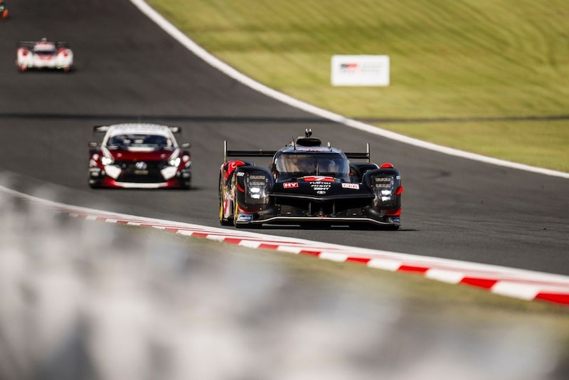 WEC富士｜レース前半は波乱模様。トヨタ7号車、展開を味方に3番手まで浮上