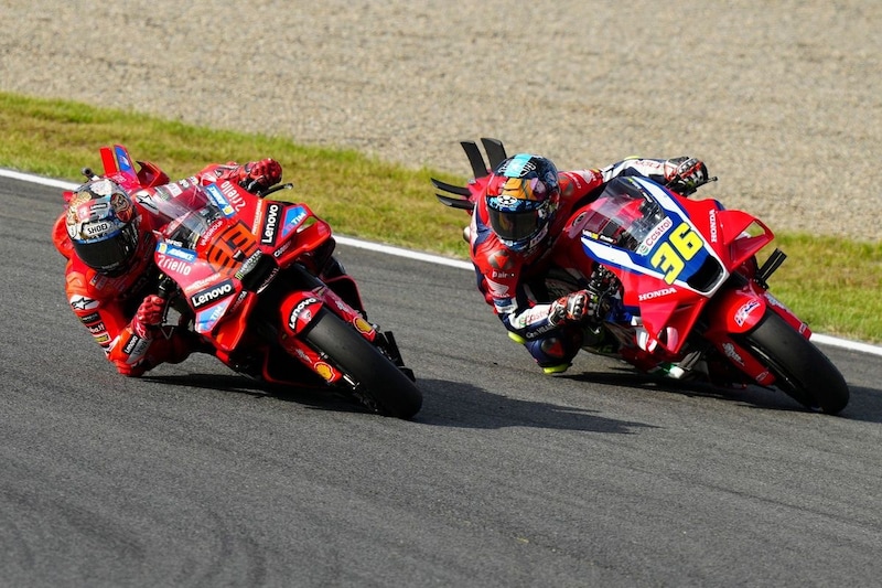 マルク・マルケス、6年ぶり7度目のMotoGPクラスタイトル確定！　僚友バニャイヤ優勝。ミルはホンダ母国で表彰台｜日本GP決勝