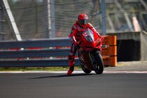 【MotoGP】昨年大怪我のマルケス、サーキットトレーニングを開始へ。10度目王座の懸かる2026年に向け準備加速